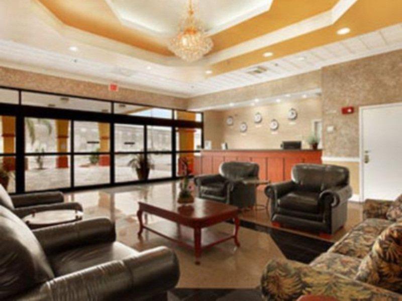 Baymont Inn & Suites Clearwater Interior foto
